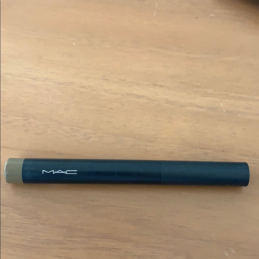 MAC Coquette Big Brow Pencil